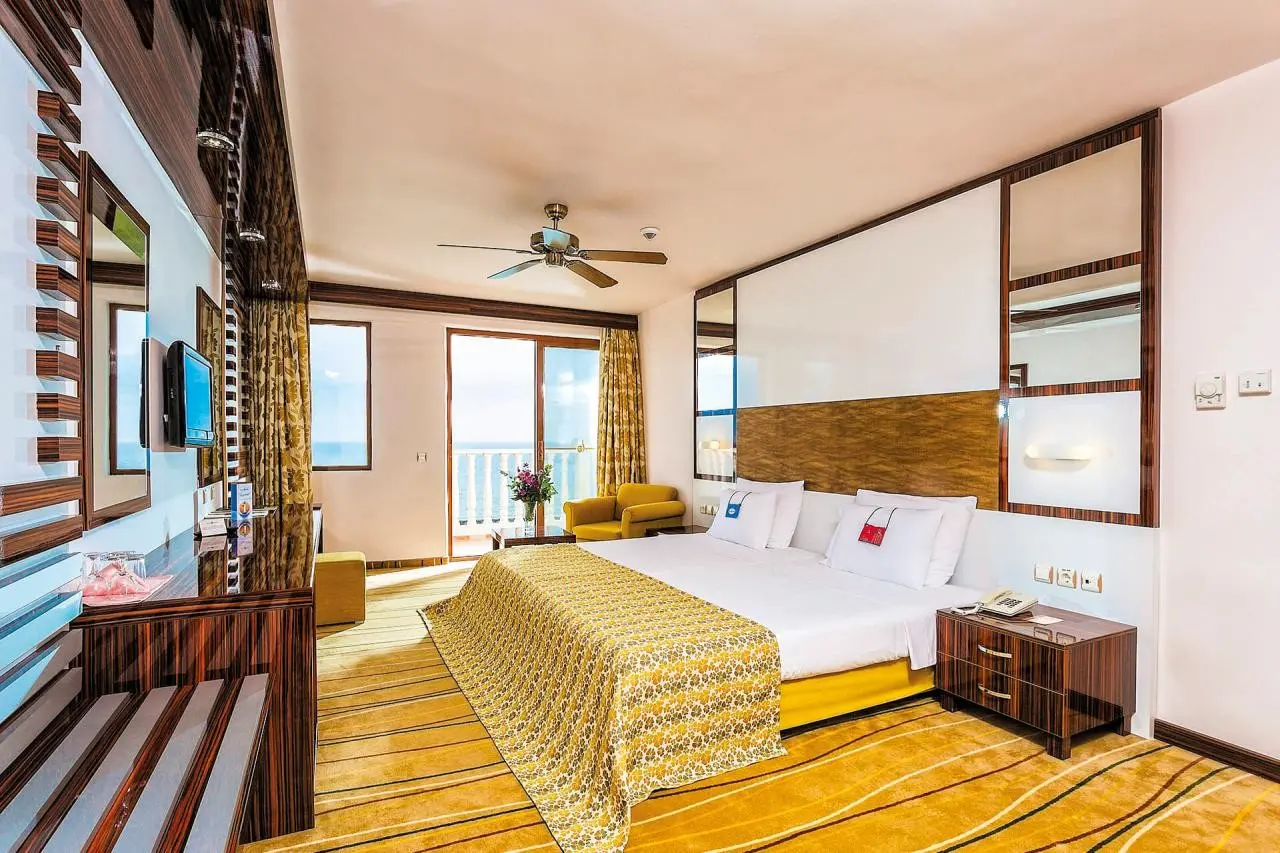 Defne Defnem — DEFNE DEFNEM