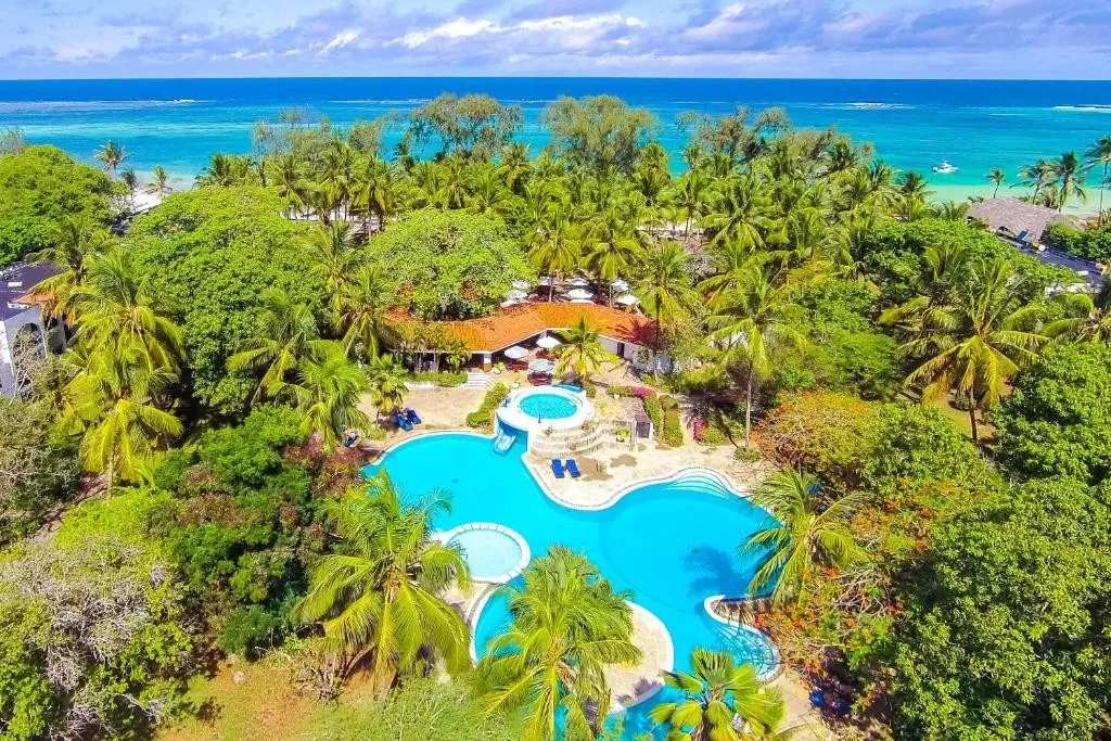 Diani Sea Resort — DIANI SEA RESORT