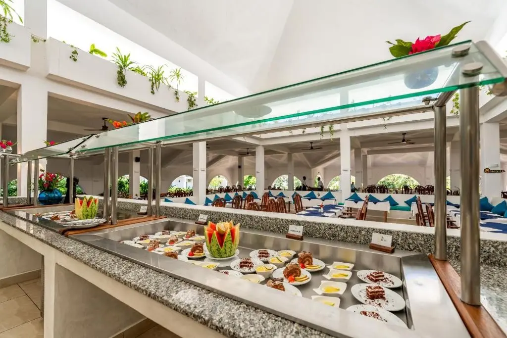 Diani Sea Resort — DIANI SEA RESORT