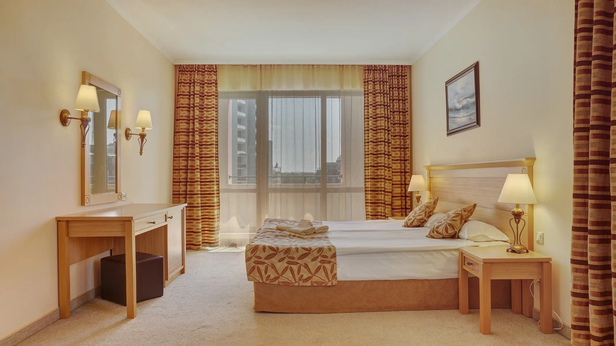 DIT Majestic Beach Resort — DIT MAJESTIC BEACH RESORT