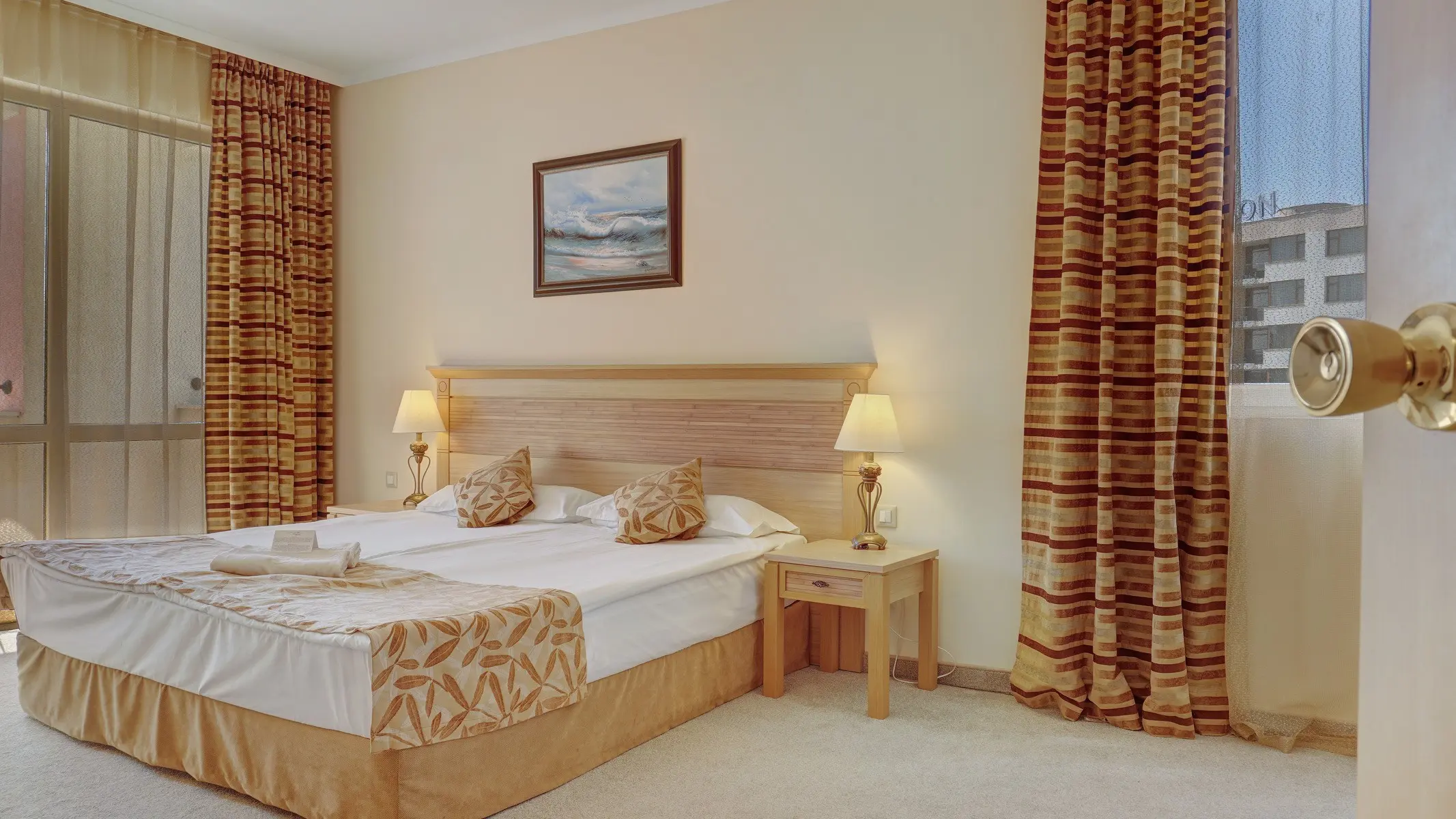 DIT Majestic Beach Resort — DIT MAJESTIC BEACH RESORT