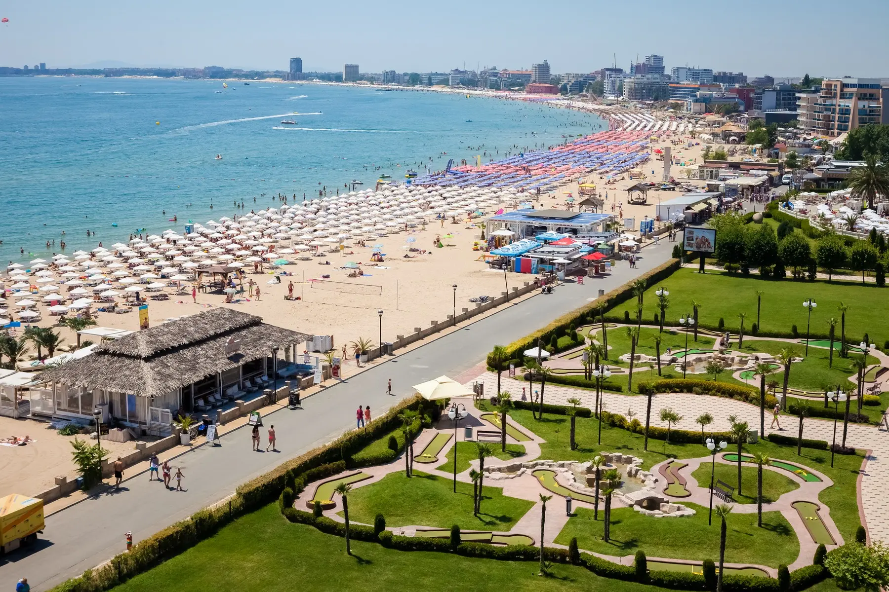 DIT Majestic Beach Resort — DIT MAJESTIC BEACH RESORT