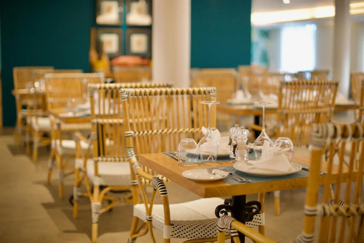 Domaine de Grand Baie — DOMAINE DE GRAND BAIE