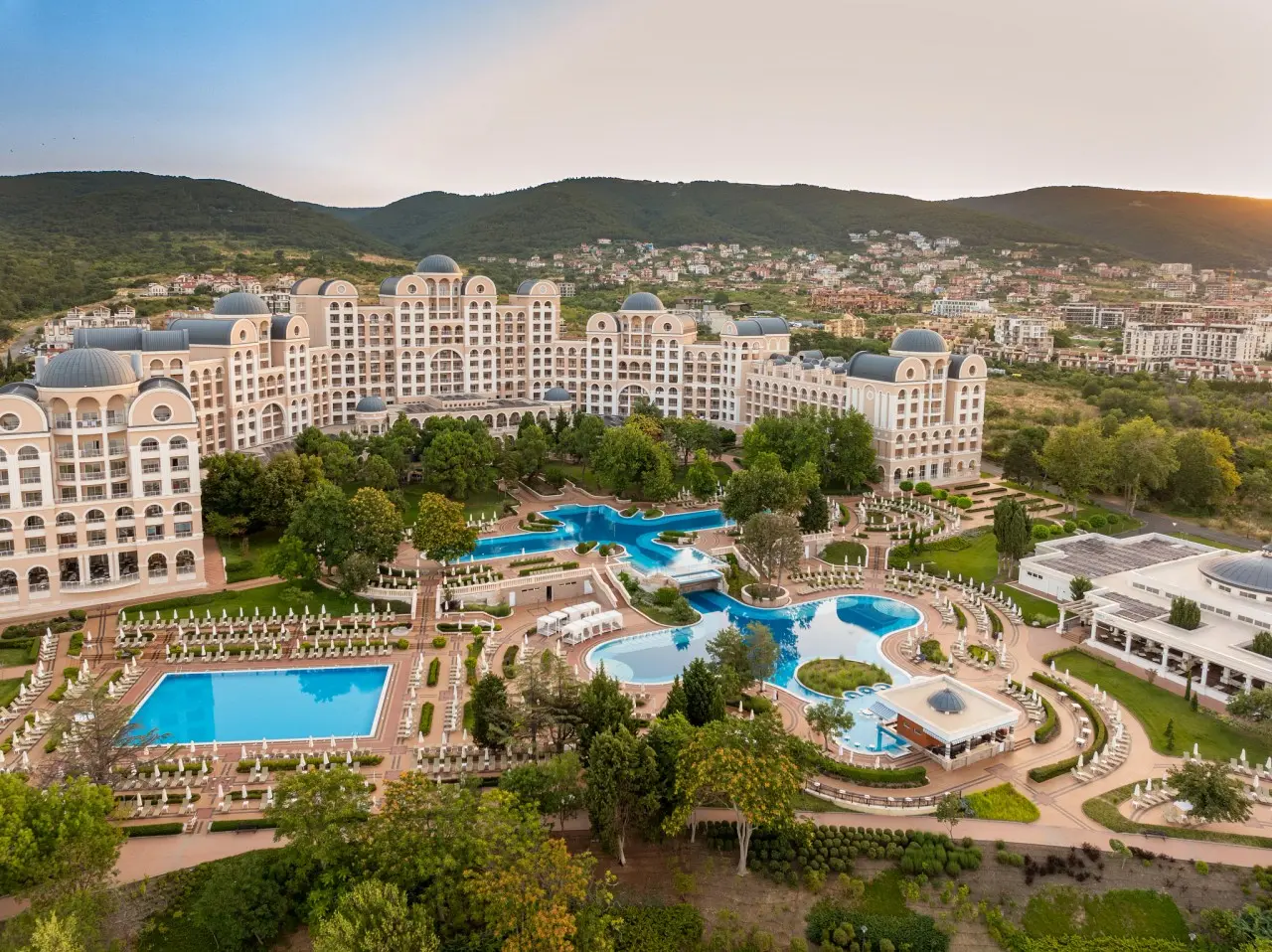 Dreams Sunny Beach Resort & Spa — DREAMS SUNNY BEACH RESORT & SPA