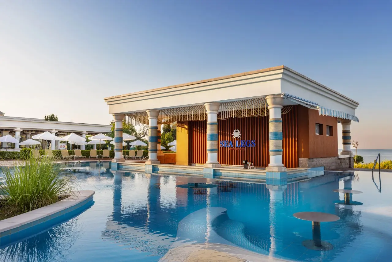 Dreams Sunny Beach Resort & Spa — DREAMS SUNNY BEACH RESORT & SPA