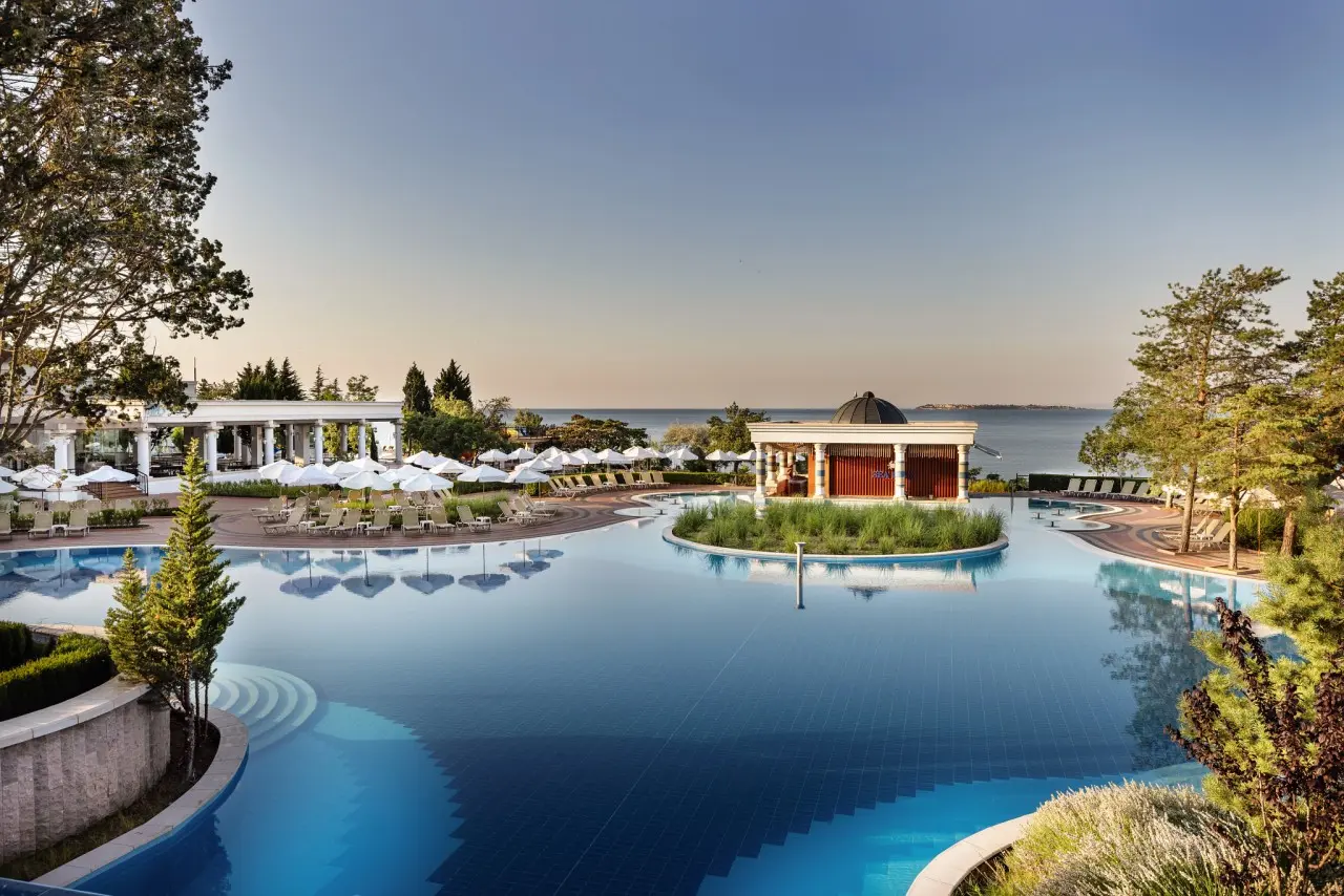 Dreams Sunny Beach Resort & Spa — DREAMS SUNNY BEACH RESORT & SPA