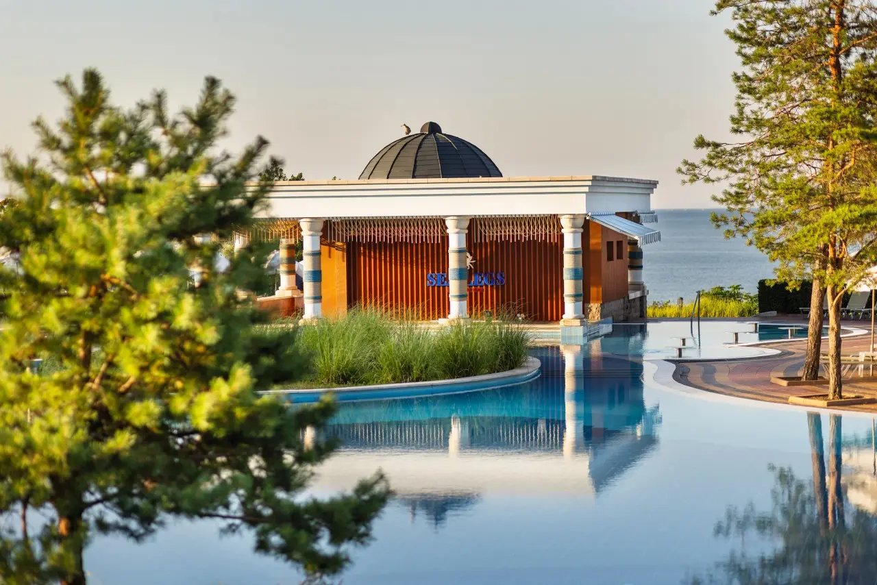 Dreams Sunny Beach Resort & Spa — DREAMS SUNNY BEACH RESORT & SPA