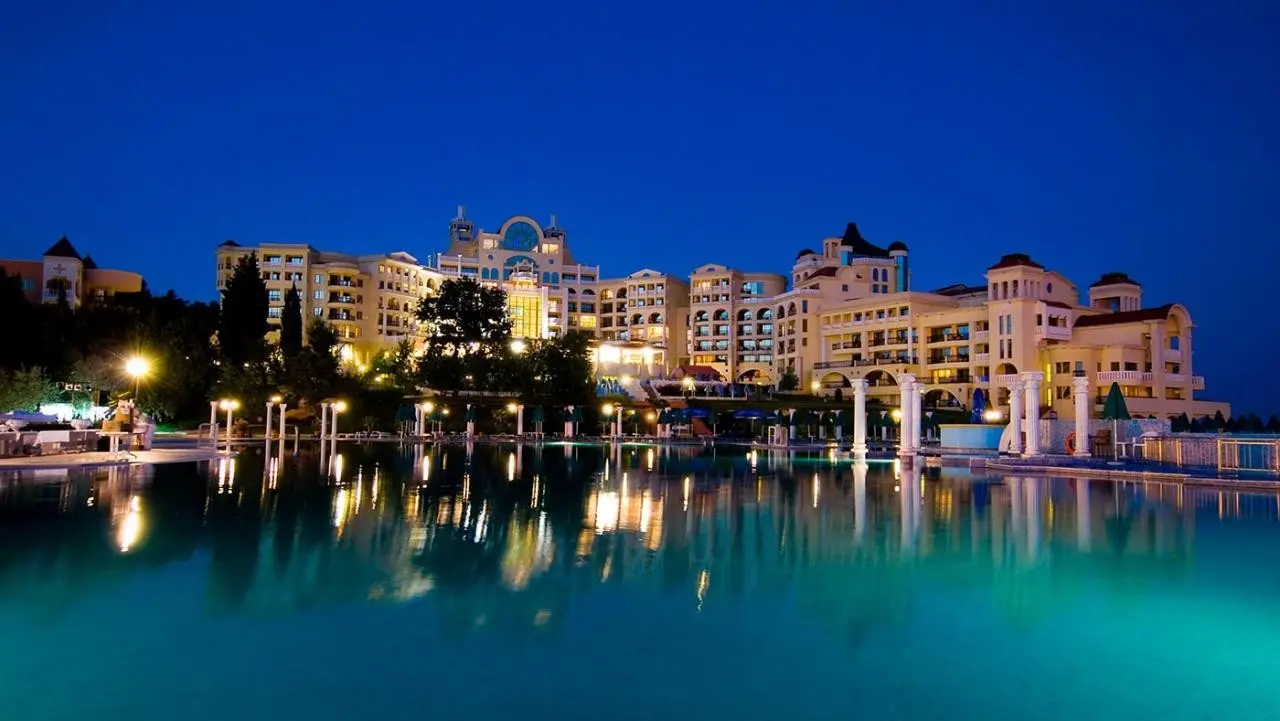 Duni Marina Beach — DUNI ROYAL RESORT MARINA PALACE