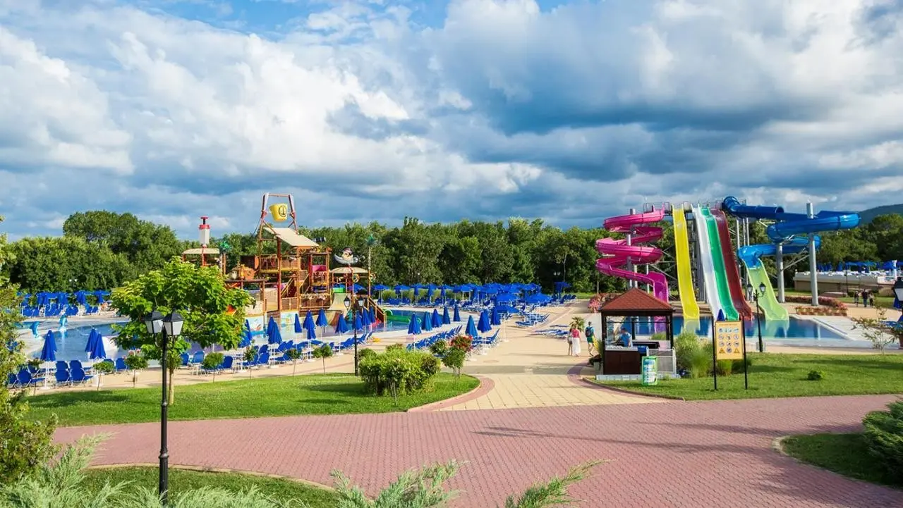 Duni Marina Beach — DUNI ROYAL RESORT MARINA PALACE