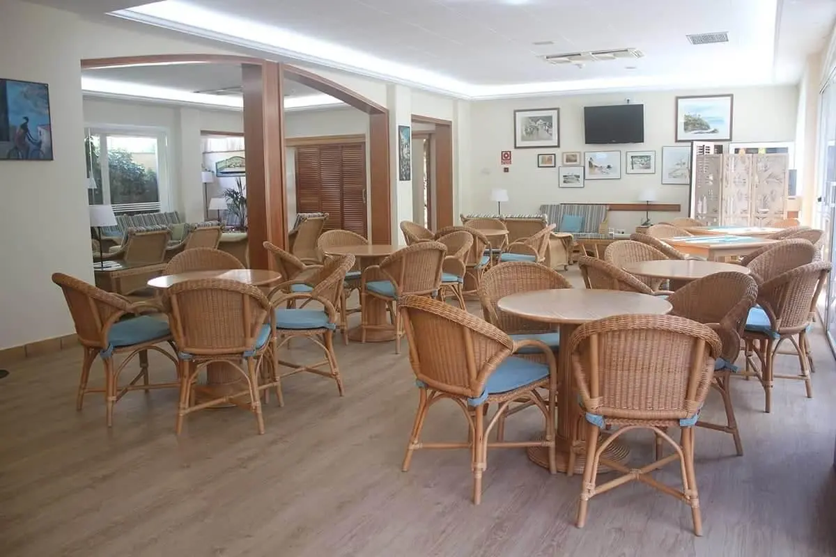 Restauracja i jedzenie w hotelu Dwo Les Palmeres