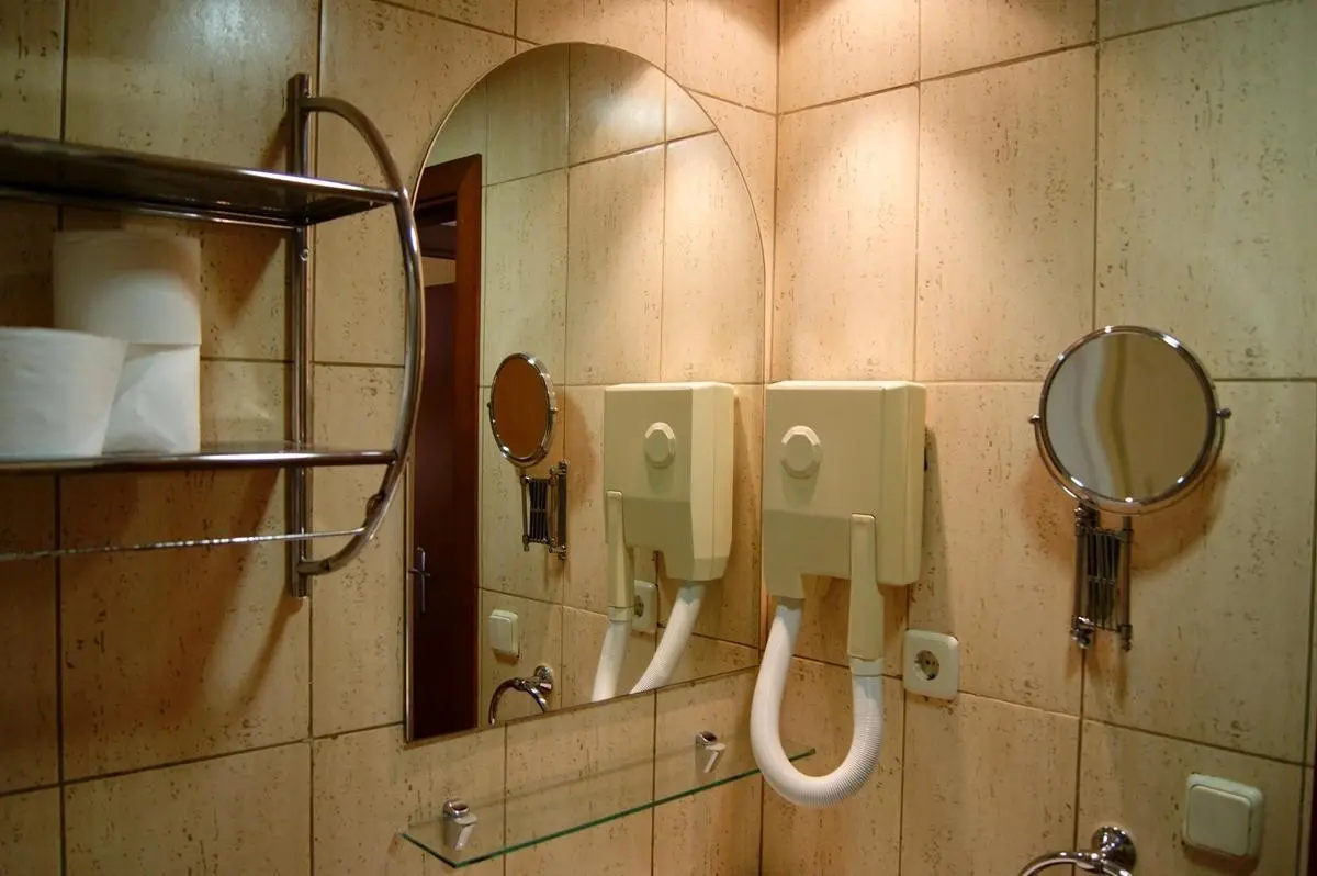 Łazienka w pokoju hotelu Ecuador