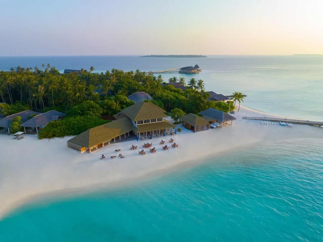 Emerald Faarufushi Resort & Spa — EMERALD FAARUFUSHI RESORT & SPA