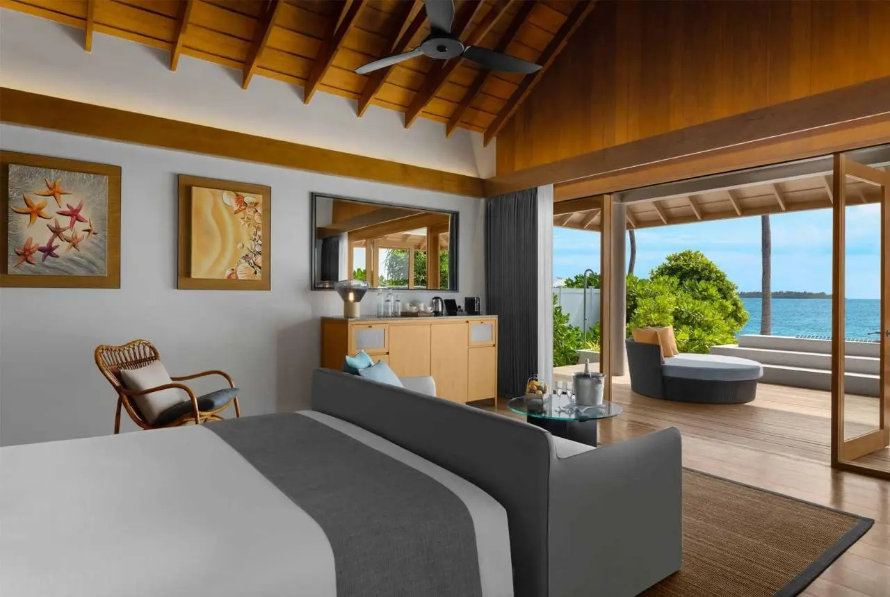 Emerald Faarufushi Resort & Spa — EMERALD FAARUFUSHI RESORT & SPA