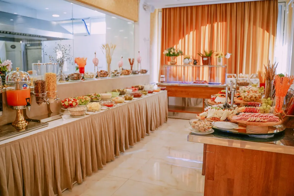 Empire Hotel — EMPIRE