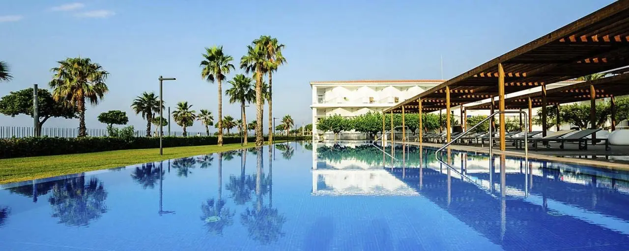 Basen w hotelu Estival Eldorado Resort