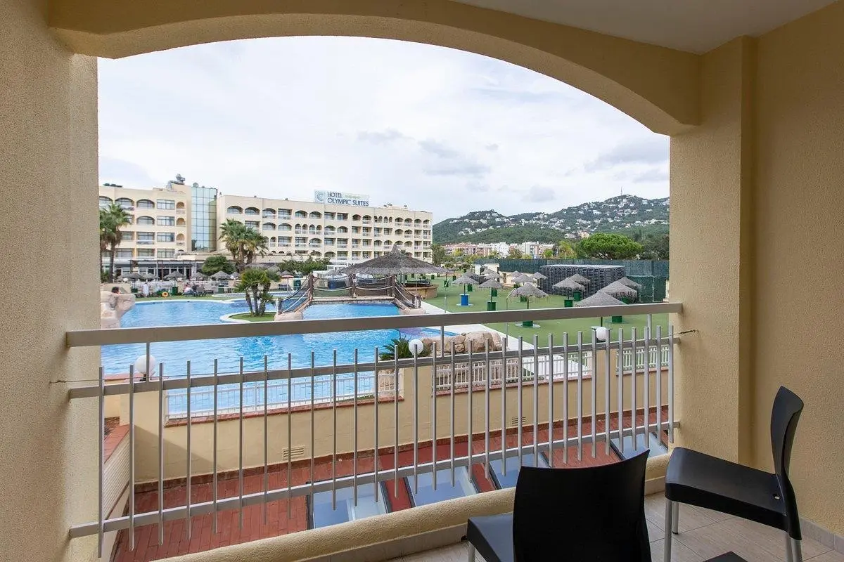 Evenia Olympic Palace — EVENIA OLYMPIC PALACE