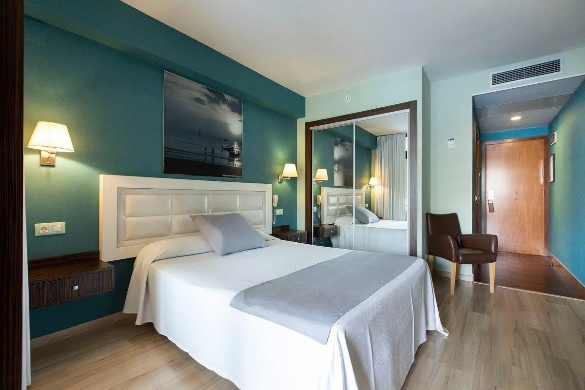 Evenia Olympic Palace — EVENIA OLYMPIC PALACE