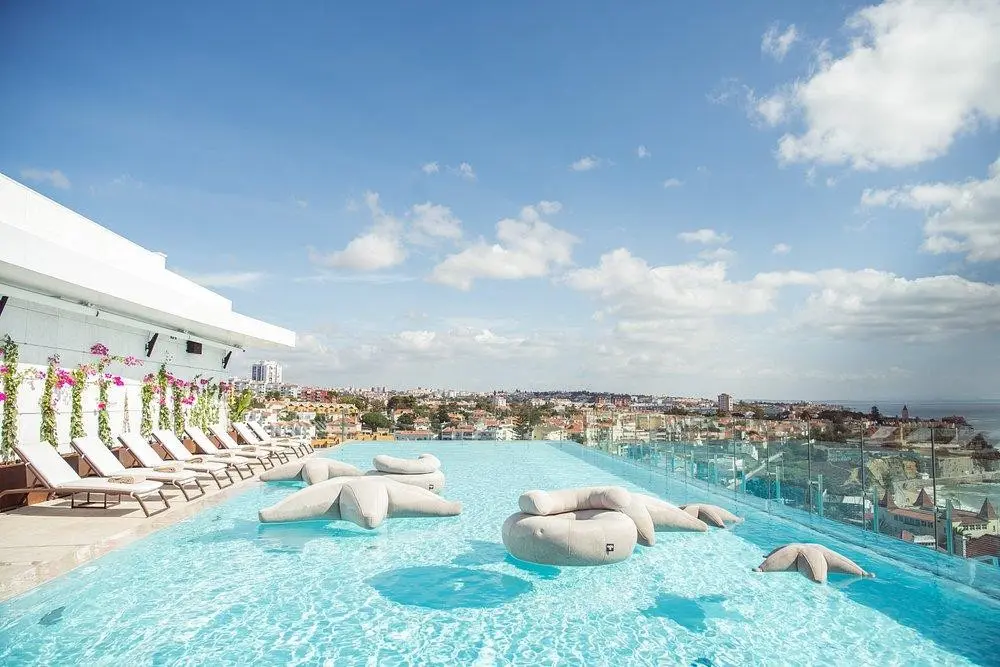 EVOLUTION Cascais-Estoril — EVOLUTION CASCAIS-ESTORIL