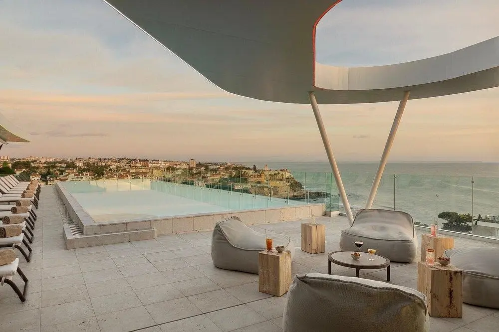 EVOLUTION Cascais-Estoril — EVOLUTION CASCAIS-ESTORIL