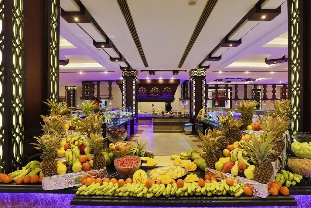Restauracja i jedzenie w hotelu Fantazia Marsa Alam