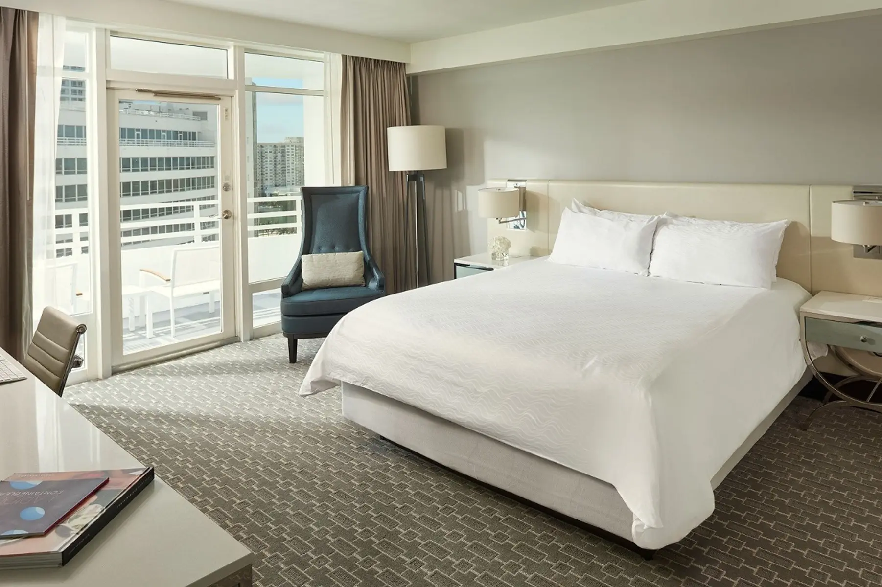 Fontainebleau Miami Beach — FONTAINEBLEAU MIAMI BEACH