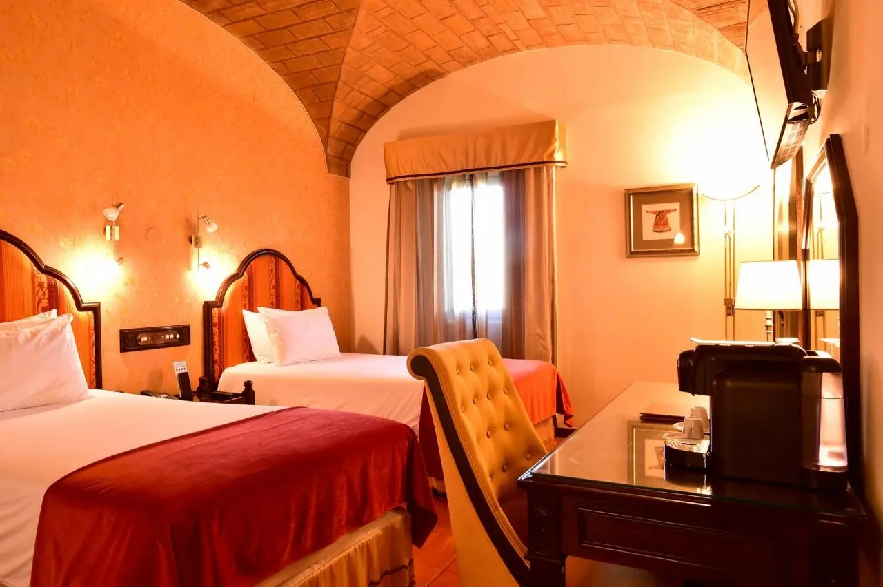 Fortaleza Do Guincho — FORTALEZA DO GUINCHO