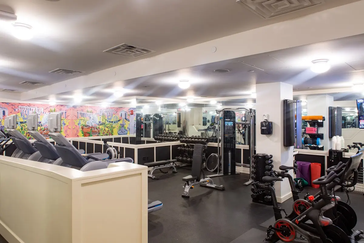 Freehand New York — FREEHAND NEW YORK