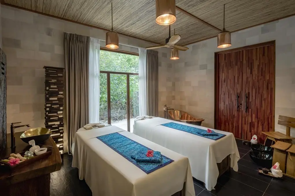 Fushifaru Maldives — MOVENPICK RESORT KUREDHIVARU MALDIVES
