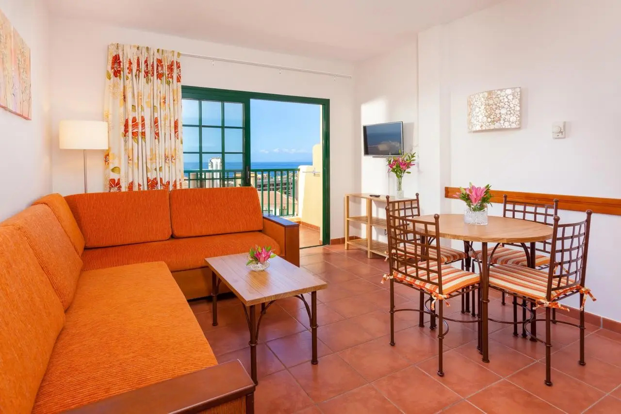 GF Isabel — GF ISABEL