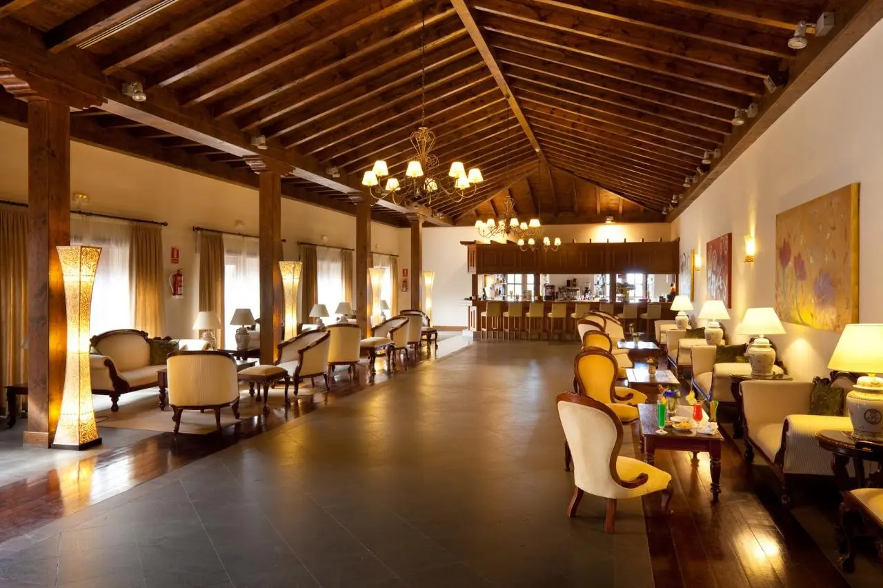 GF Isabel — GF ISABEL