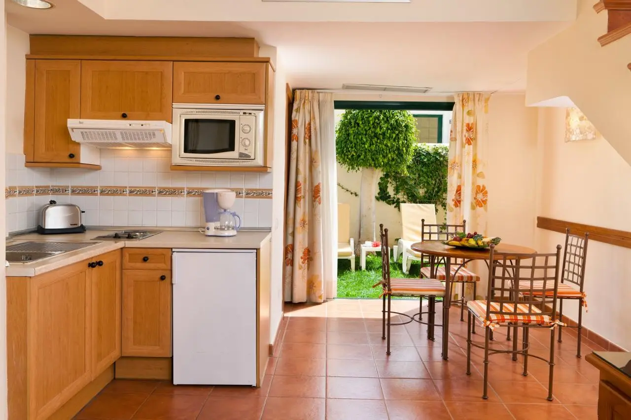 GF Isabel — GF ISABEL