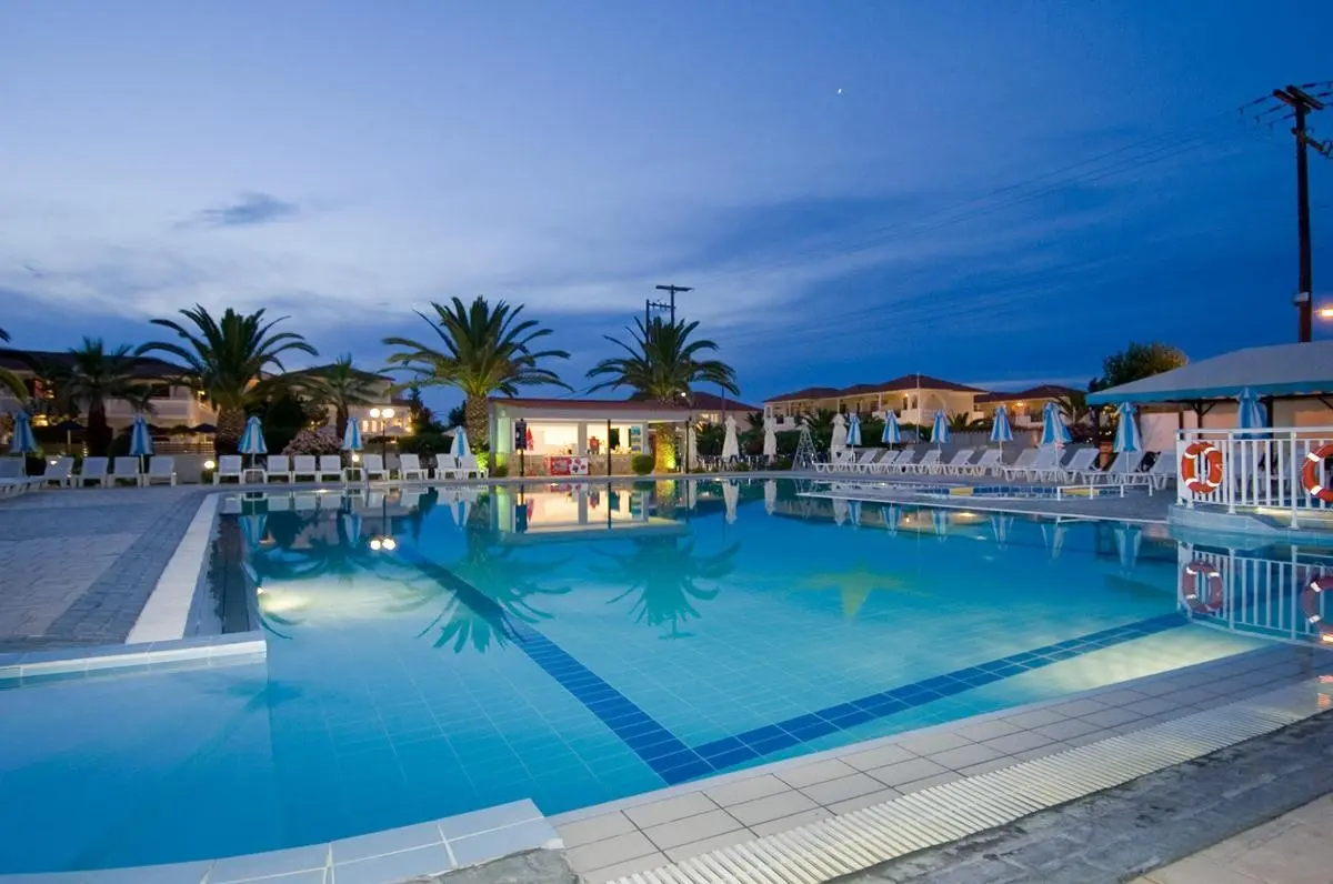 Golden Sun — GOLDEN SUN HOTEL