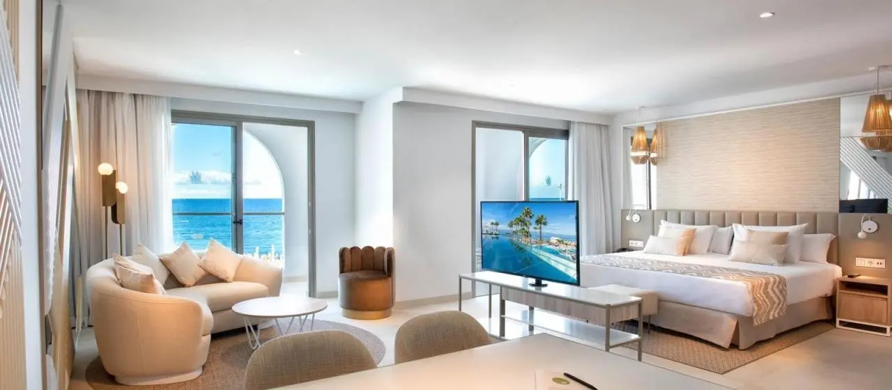 Guayarmina Princess — GUAYARMINA PRINCESS