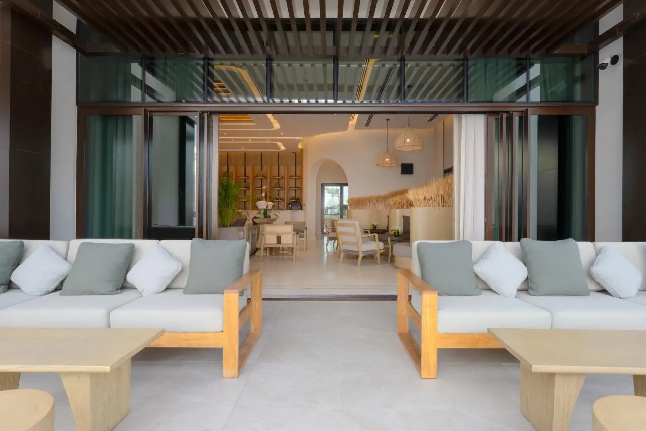 Lobby hotelu Hawar Resort by Mantis