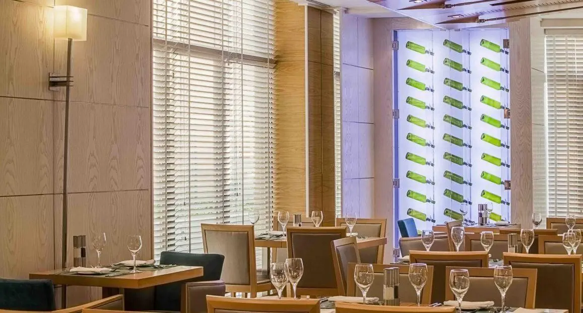 Hilton Dubai The Walk — HILTON DUBAI THE WALK