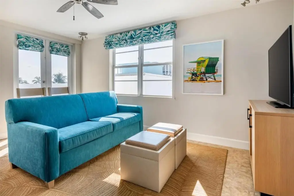 Hilton Garden Inn Miami South Beach — HILTON VACATION CLUB CRESCENT ON SOUTH BEACH MIAMI