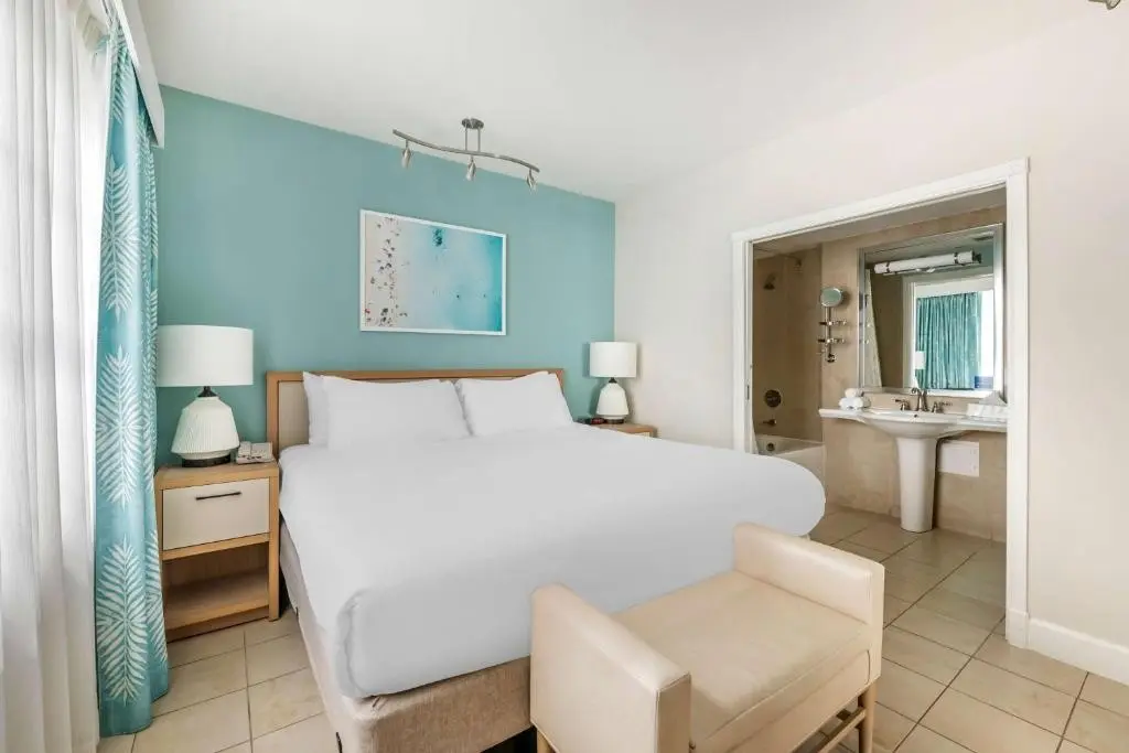Hilton Garden Inn Miami South Beach — HILTON VACATION CLUB CRESCENT ON SOUTH BEACH MIAMI