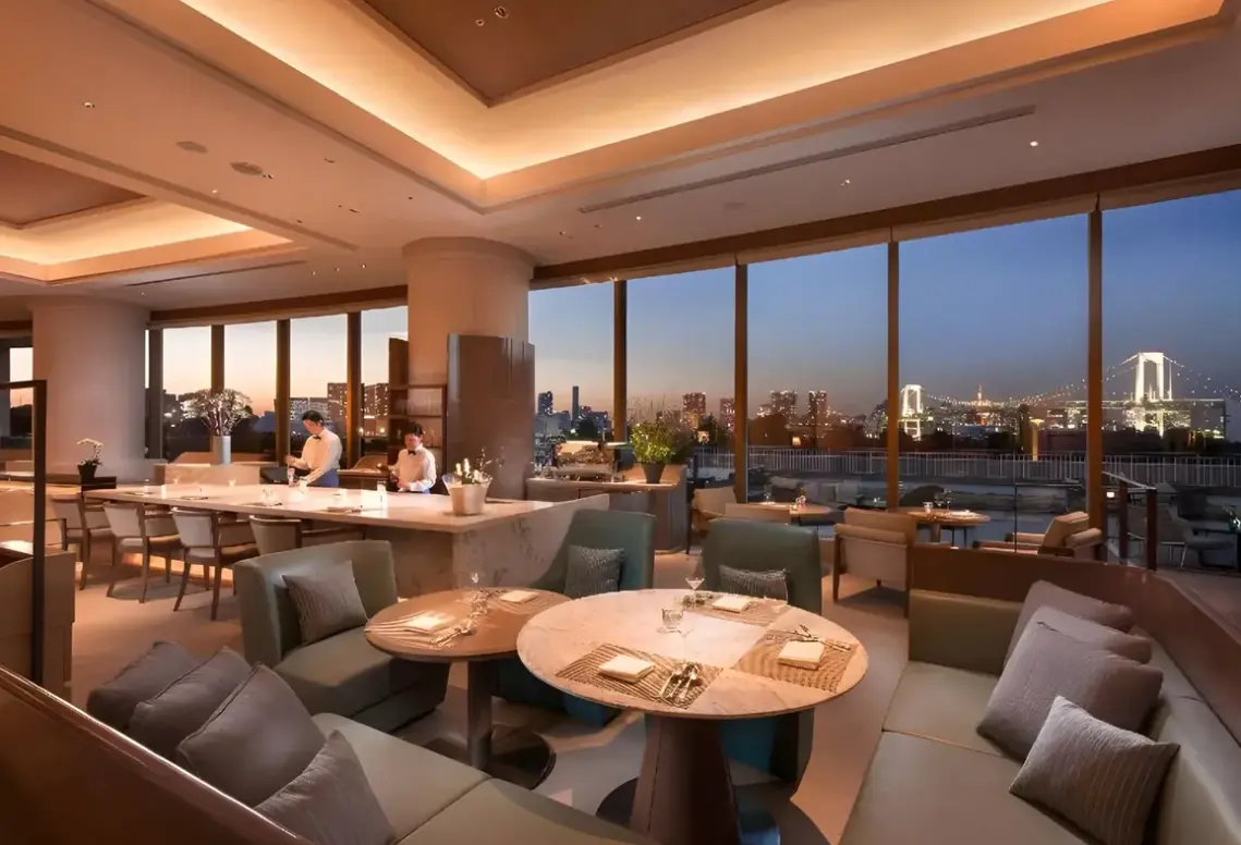 Restauracja i jedzenie w hotelu Hilton Tokyo Odaiba
