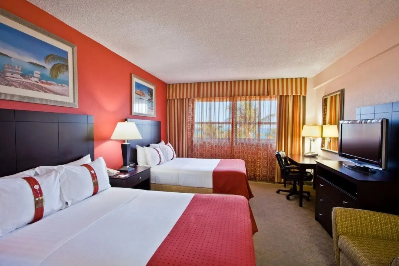 Holiday Inn Miami Beach Oceanfront — HOLIDAY INN MIAMI BEACH OCEANFRONT