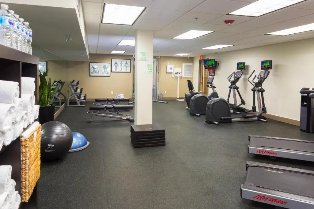 Holiday Inn Miami Beach Oceanfront — HOLIDAY INN MIAMI BEACH OCEANFRONT