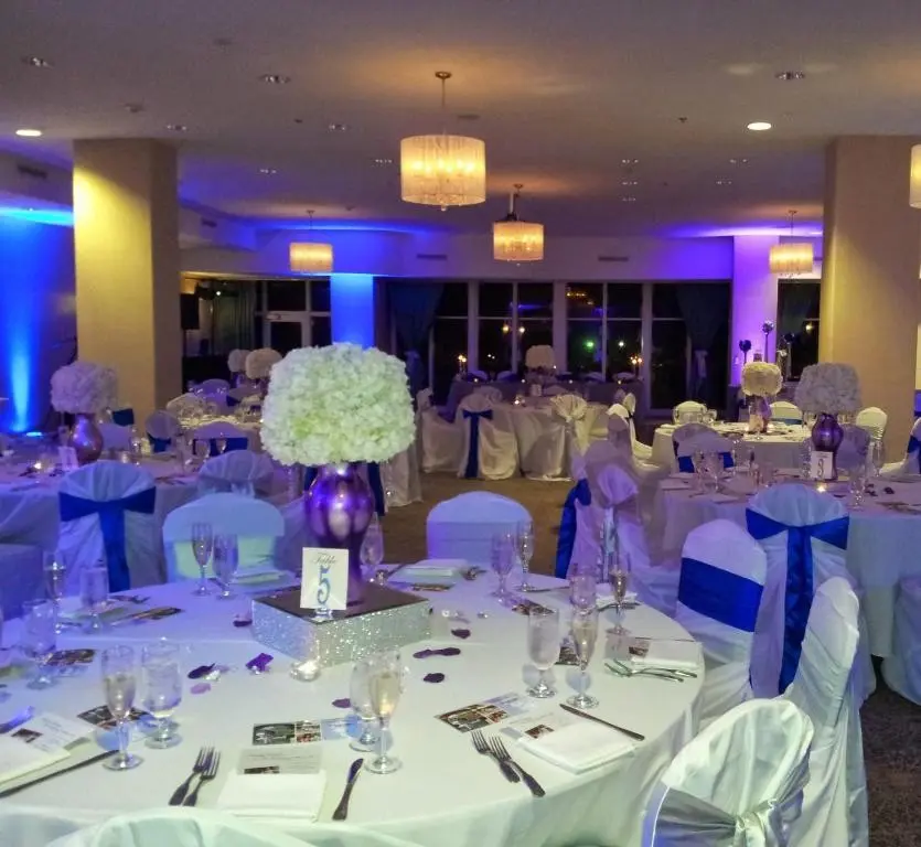 Holiday Inn Miami Beach Oceanfront — HOLIDAY INN MIAMI BEACH OCEANFRONT