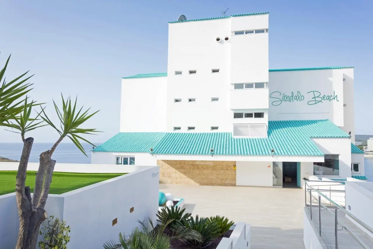 HSM Sandalo Beach — HSM SANDALO BEACH