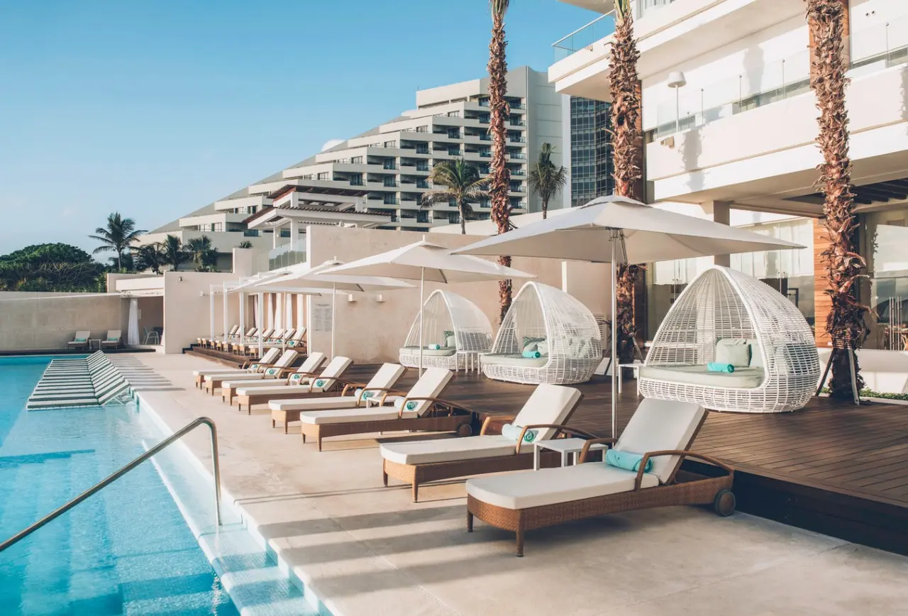 Basen w hotelu Iberostar Selection Coral Cancun