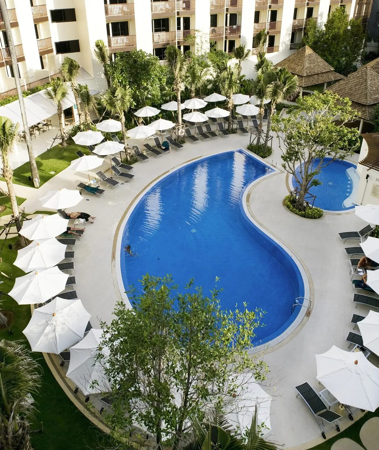 Basen w hotelu Ibis Phuket Patong