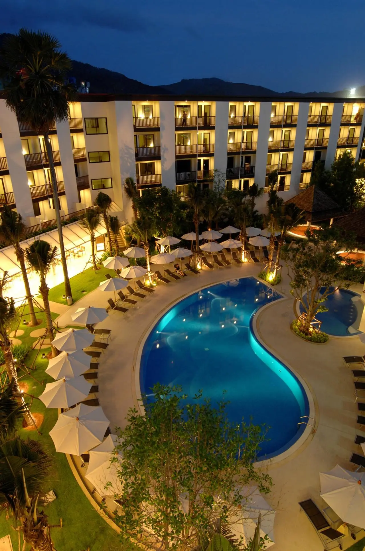 Basen w hotelu Ibis Phuket Patong