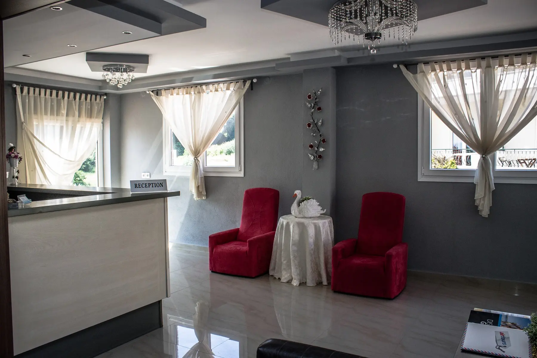 Ilios Hotel — ILIOS