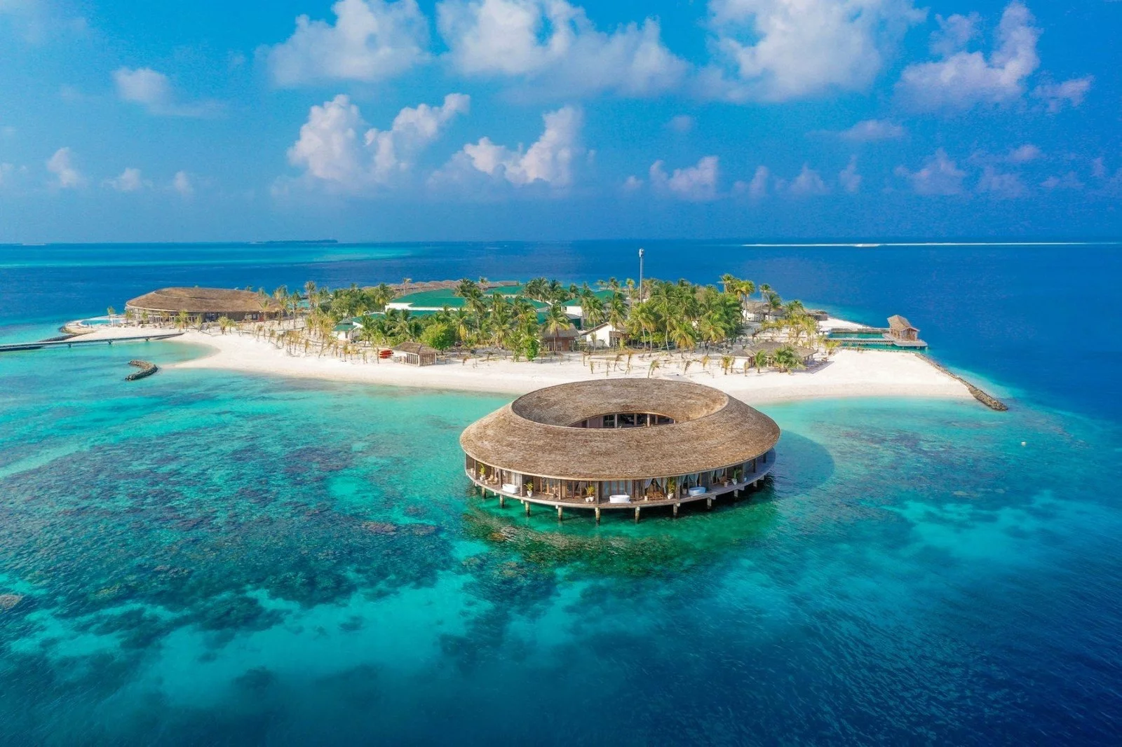 Hotel Kagi Maldives Spa Island w Malediwy - oferta last minute