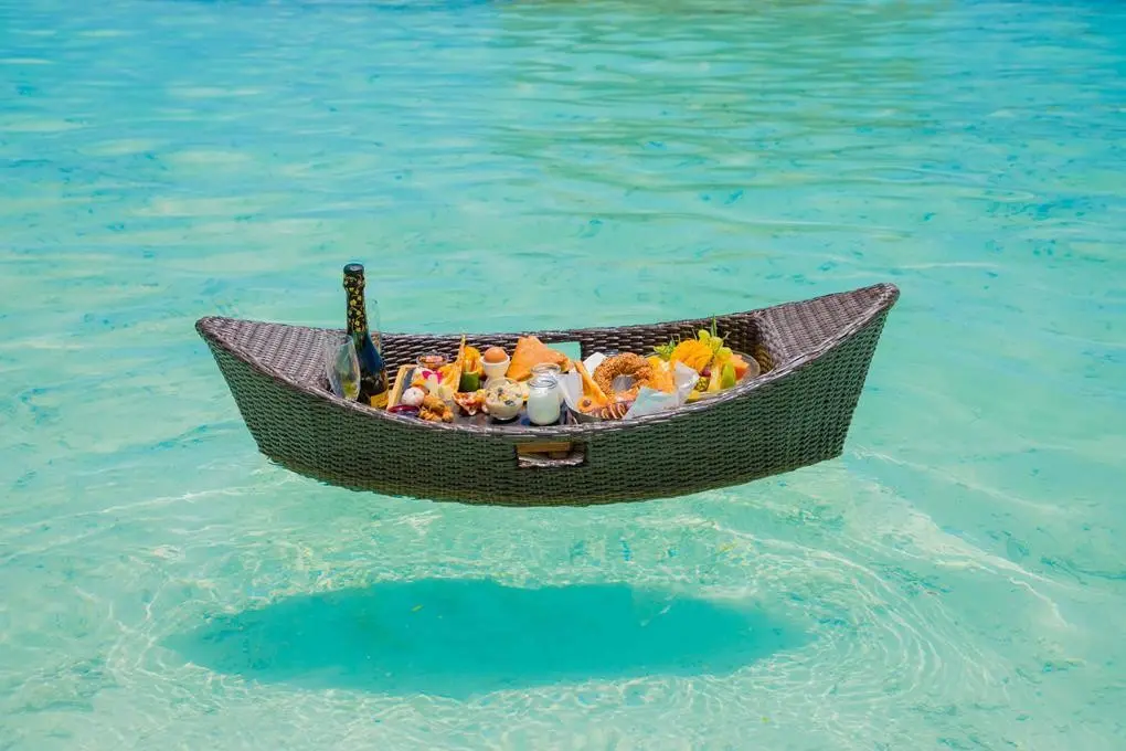 Komandoo Island Resort & Spa — KOMANDOO ISLAND RESORT & SPA