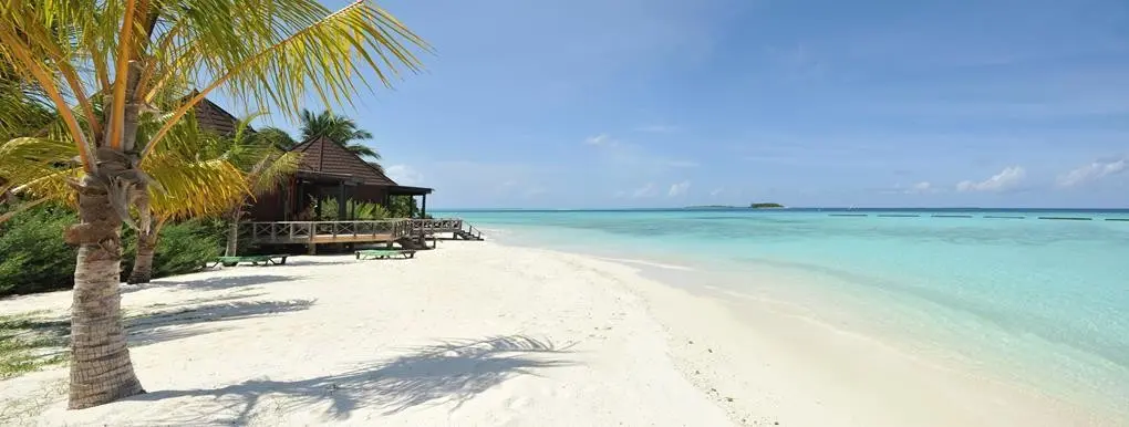 Komandoo Island Resort & Spa — KOMANDOO ISLAND RESORT & SPA