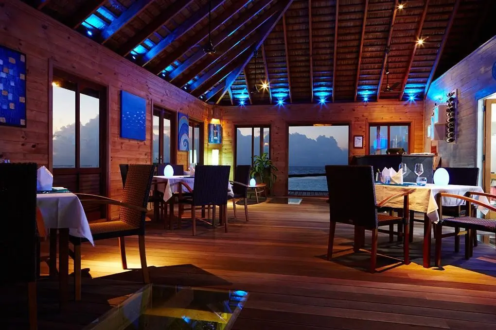 Komandoo Island Resort & Spa — KOMANDOO ISLAND RESORT & SPA